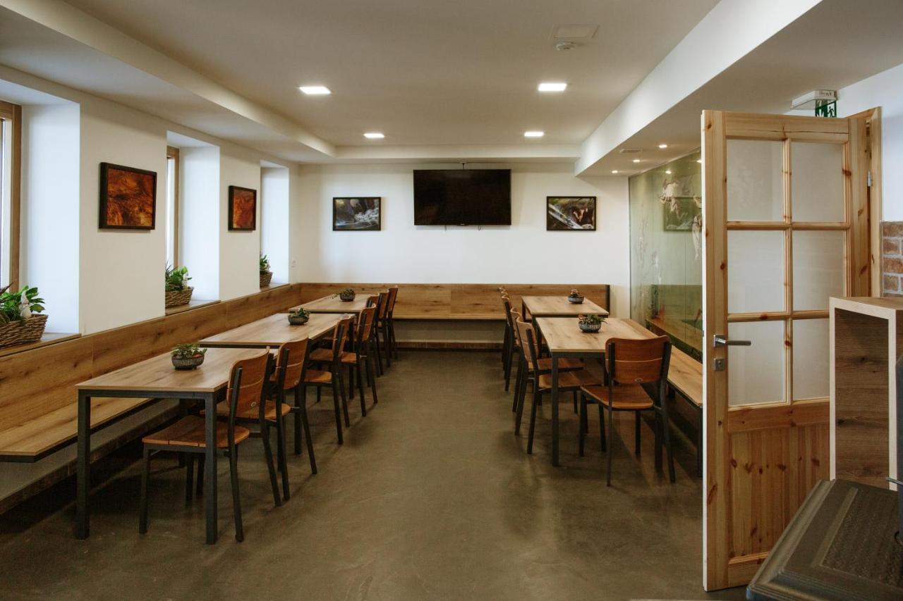 Dom Na Slivnici Bed & Breakfast Церкница Екстериор снимка