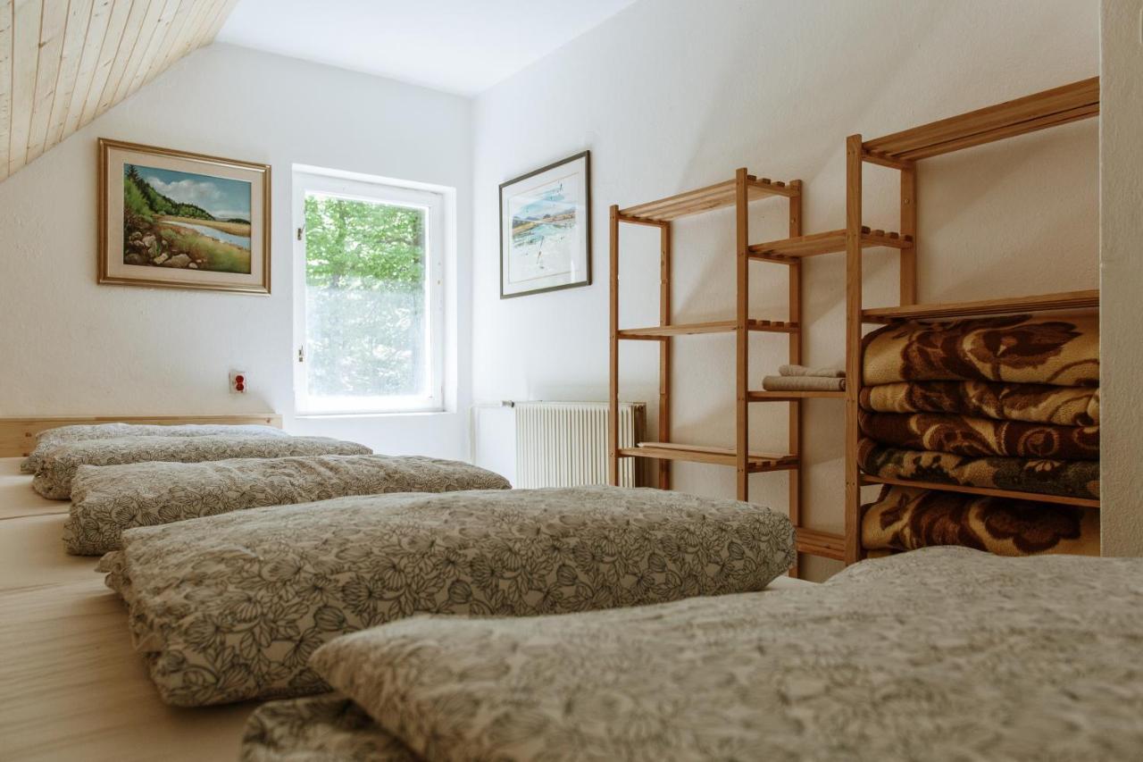 Dom Na Slivnici Bed & Breakfast Церкница Екстериор снимка