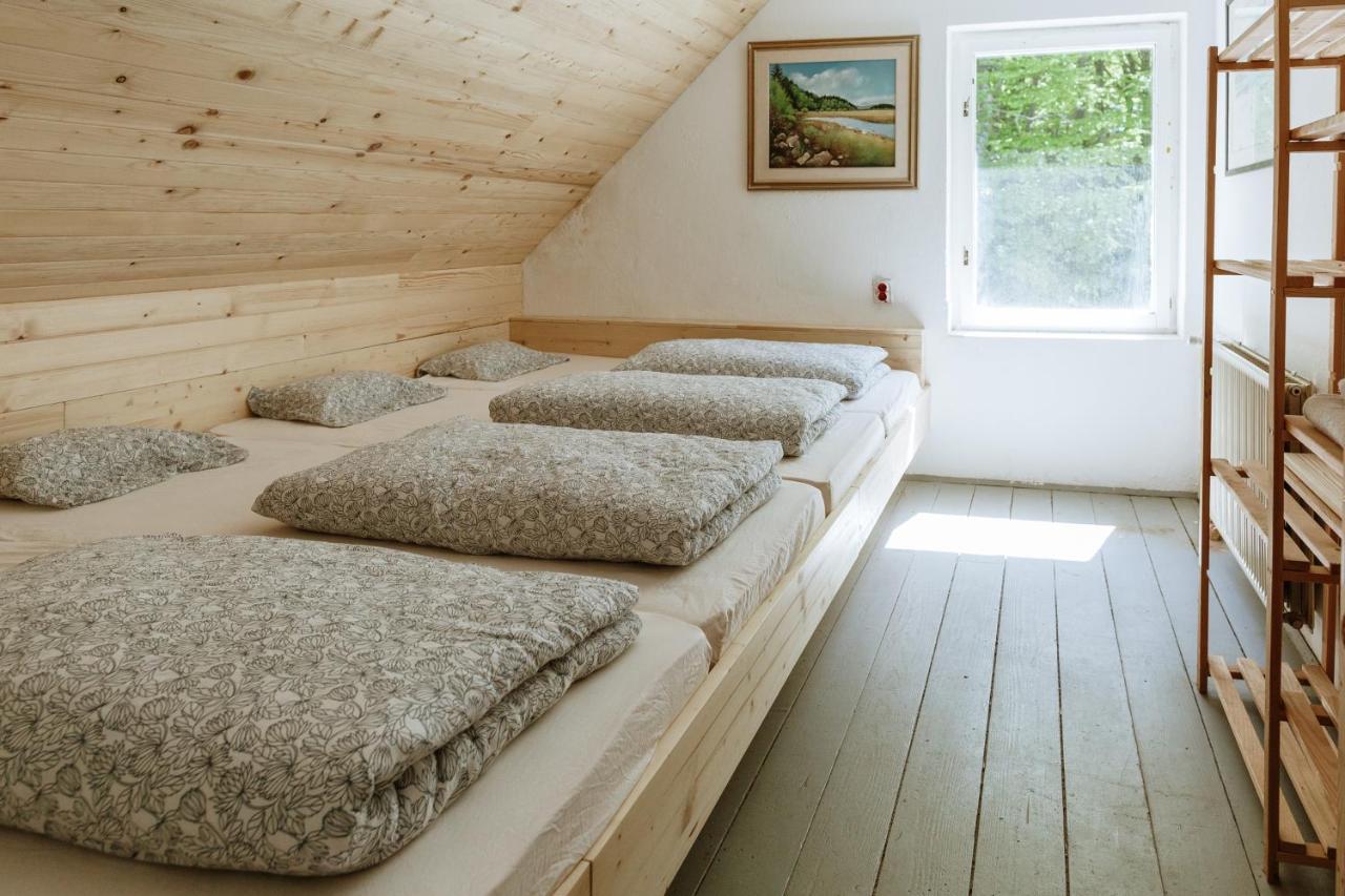 Dom Na Slivnici Bed & Breakfast Церкница Екстериор снимка